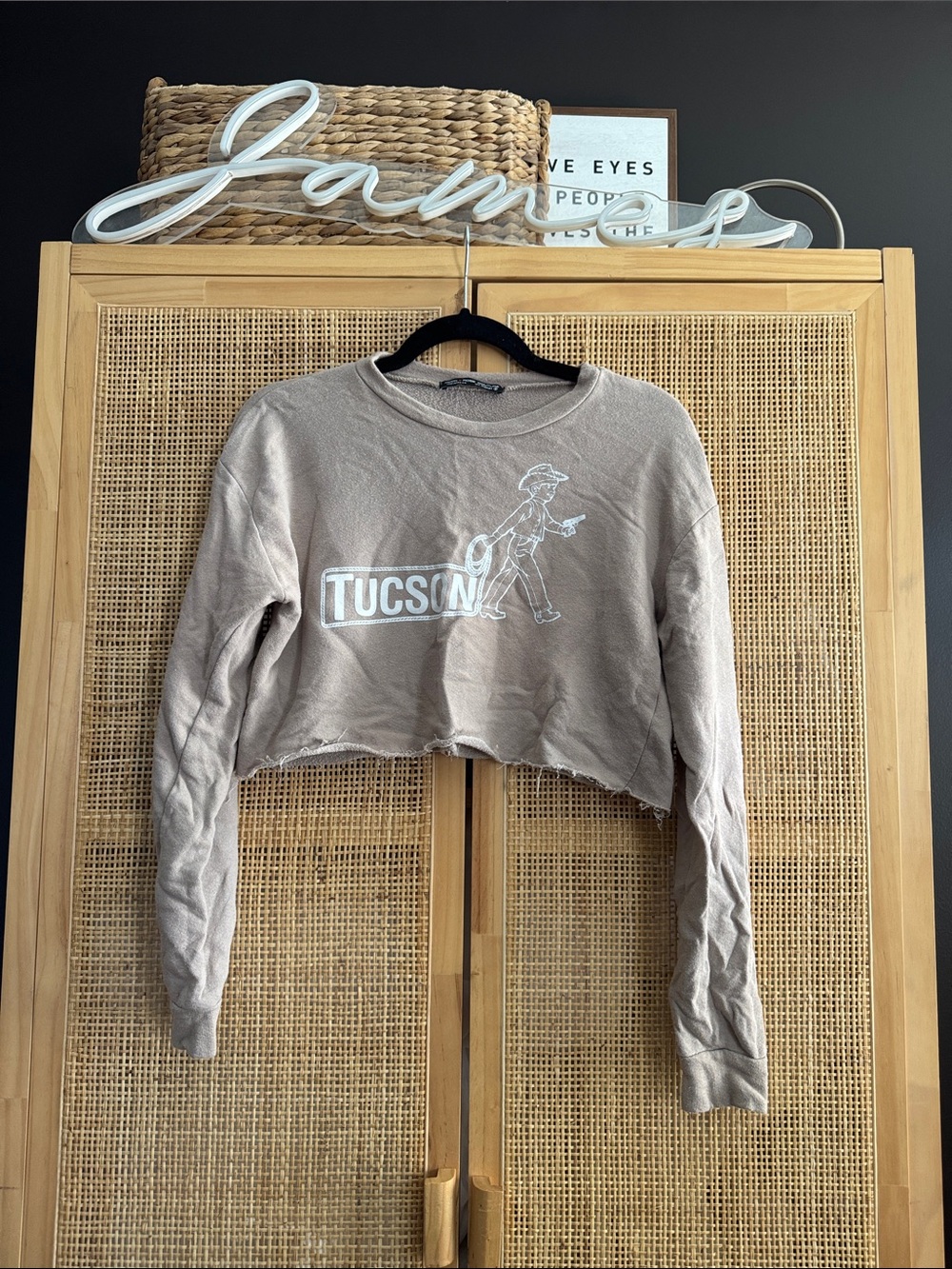 Tucson Graphic Cropped Sweatshirt - Taupe